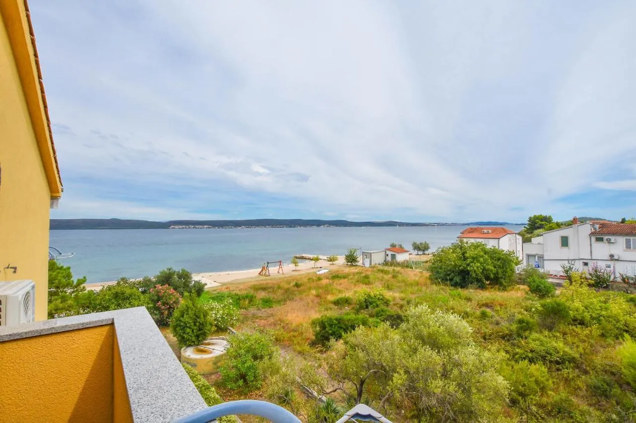 Apartments Taya Dobropoljana 0*,