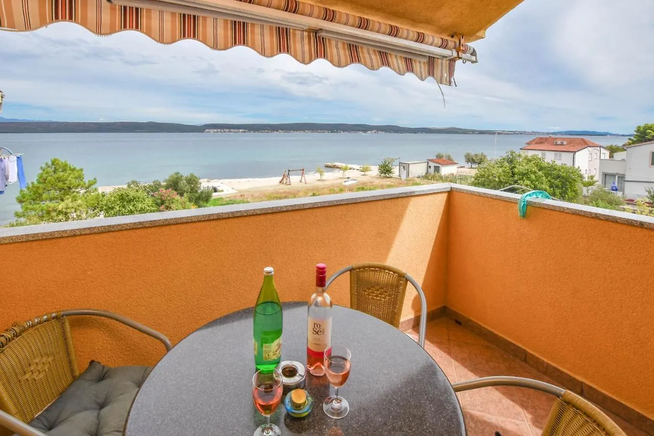 Apartments Taya Dobropoljana