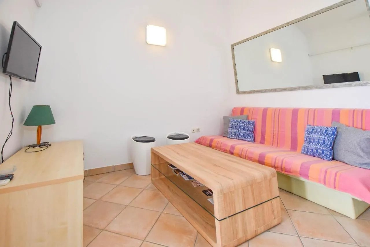 Apartments Taya Dobropoljana