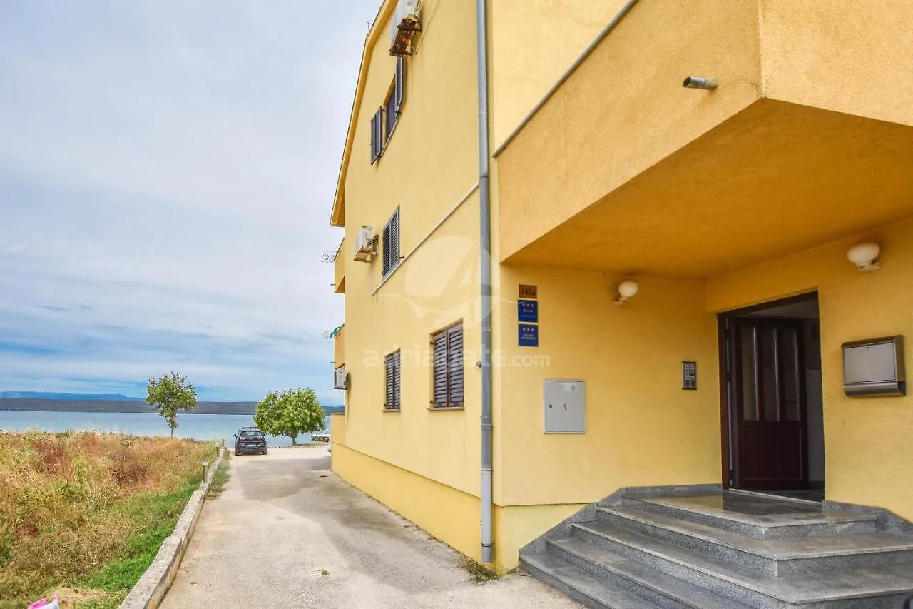 Apartments Taya Dobropoljana 0*,