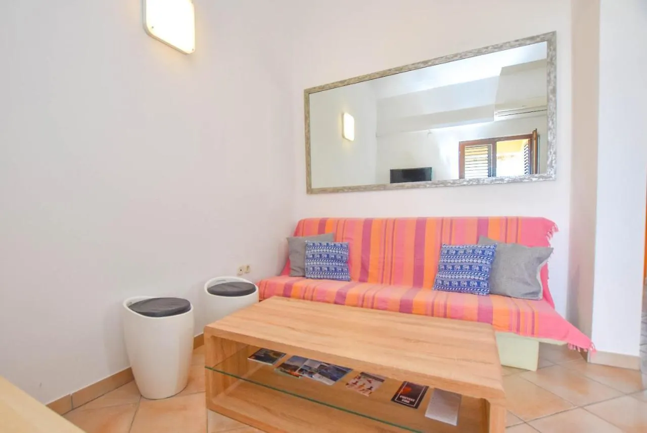 Apartments Taya Dobropoljana 0*,