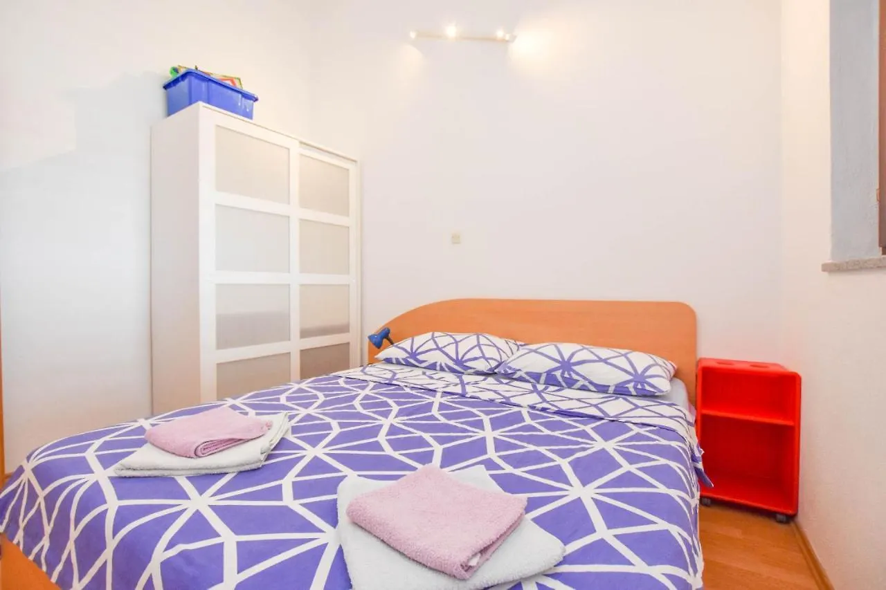 Apartments Taya Dobropoljana 0*,  Croatia