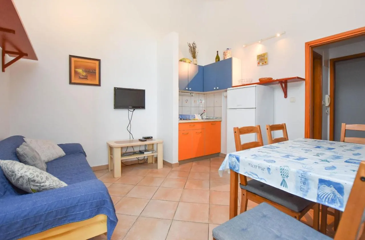 Apartments Taya Dobropoljana